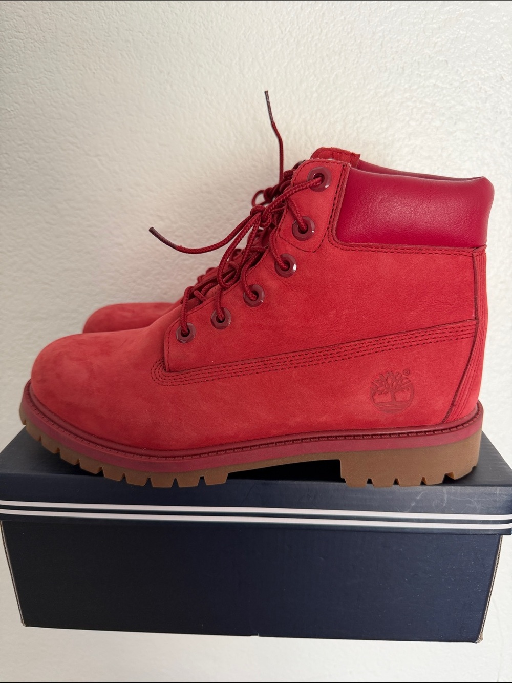 Timberland Women's Red Lace-Up Nubuck Ankle Boots